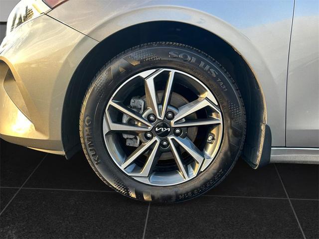 Photo of 2024 Steel Gray Kia Forte