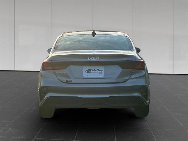 Photo of 2024 Steel Gray Kia Forte