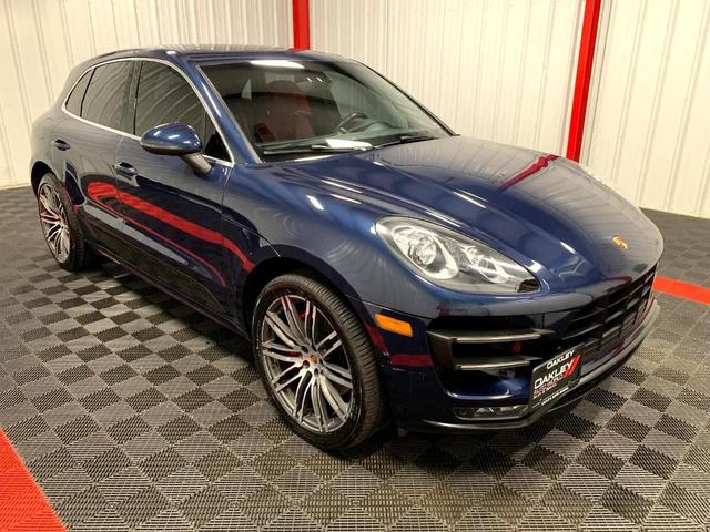Photo of 2015 Blue Porsche Macan
