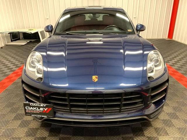 Photo of 2015 Blue Porsche Macan