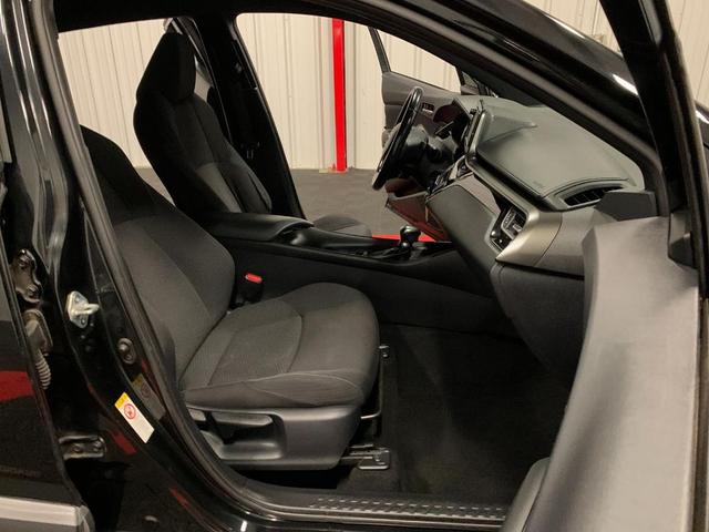 Photo of 2018 Black Toyota C-HR