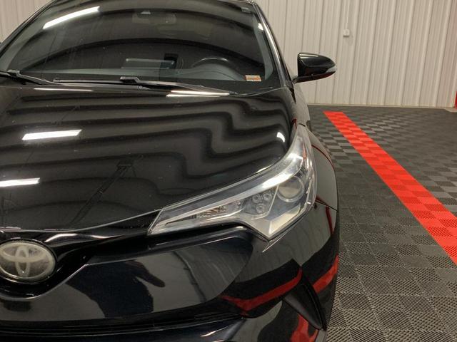 Photo of 2018 Black Toyota C-HR