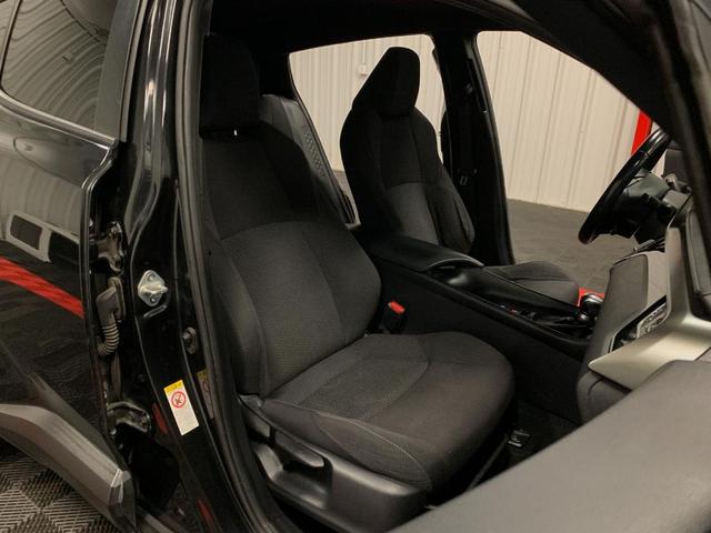 Photo of 2018 Black Toyota C-HR