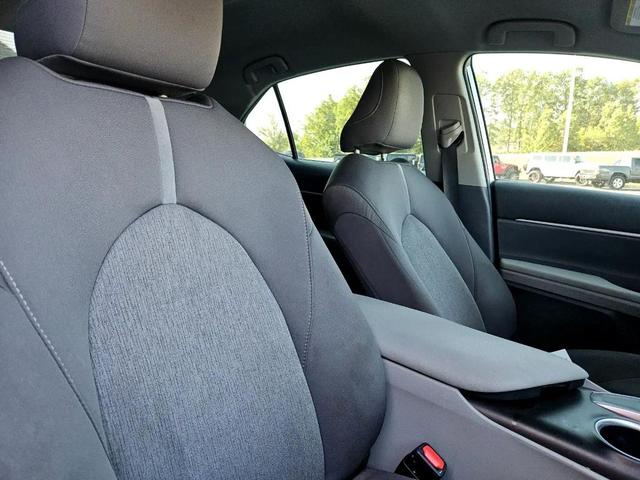 Photo of 2023 Silver Toyota Camry