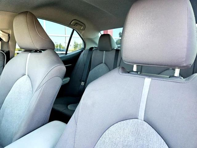 Photo of 2023 Silver Toyota Camry