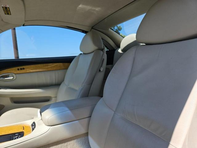 Photo of 2002 Red Lexus SC 430