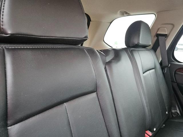 Photo of 2007 Red GMC Envoy