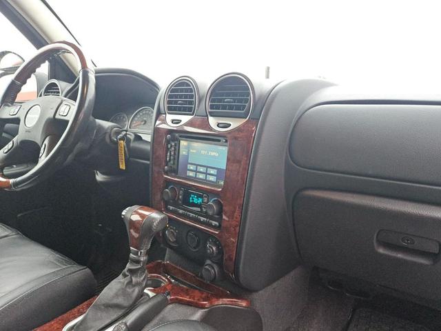 Photo of 2007 Red GMC Envoy