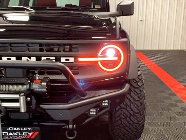 Photo of 2025 Black Ford Bronco