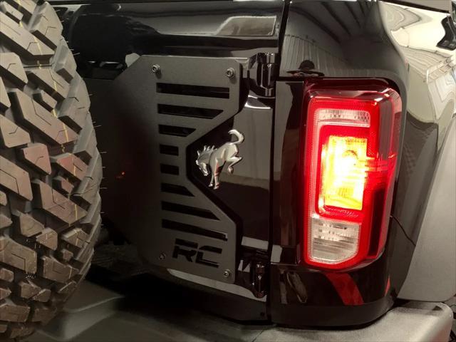 Photo of 2025 Black Ford Bronco