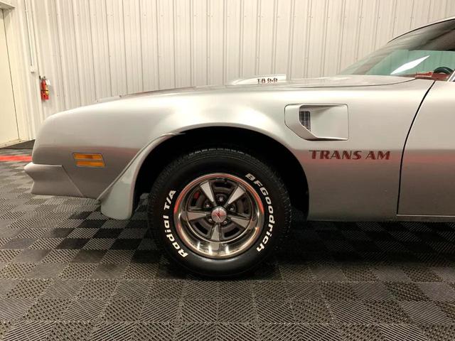 Photo of 1976 Silver Pontiac Firebird