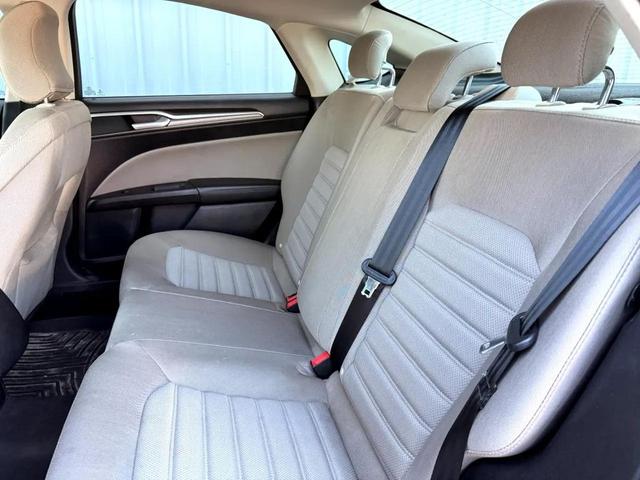 Photo of 2019 Gray Ford Fusion