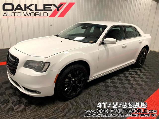 2022 Chrysler 300