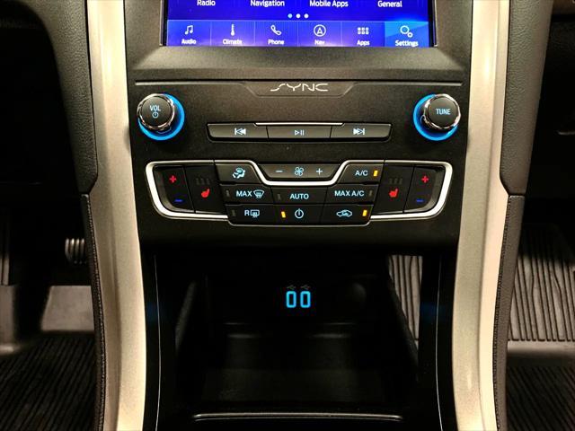 Photo of 2020 White Ford Fusion