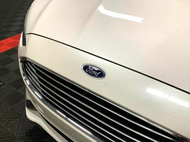 Photo of 2020 White Ford Fusion