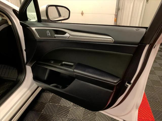 Photo of 2020 White Ford Fusion