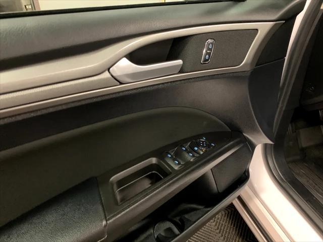 Photo of 2020 White Ford Fusion