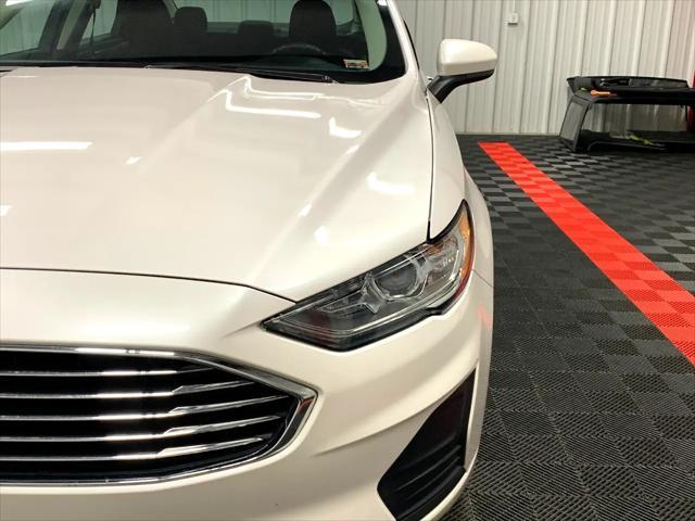 Photo of 2020 White Ford Fusion