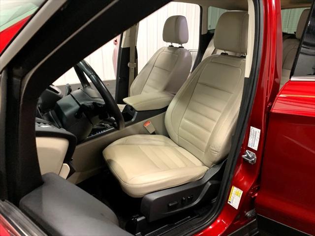 Photo of 2017 Red Ford Escape