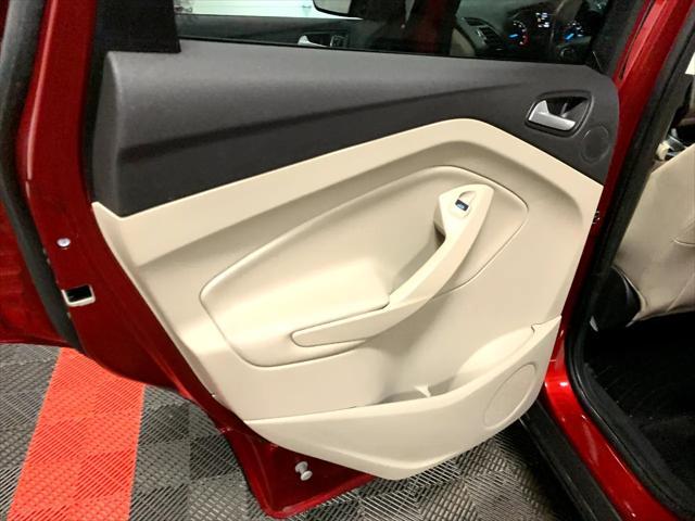 Photo of 2017 Red Ford Escape