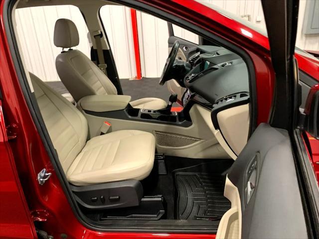 Photo of 2017 Red Ford Escape