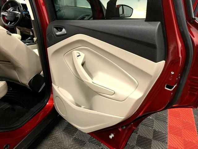Photo of 2017 Red Ford Escape