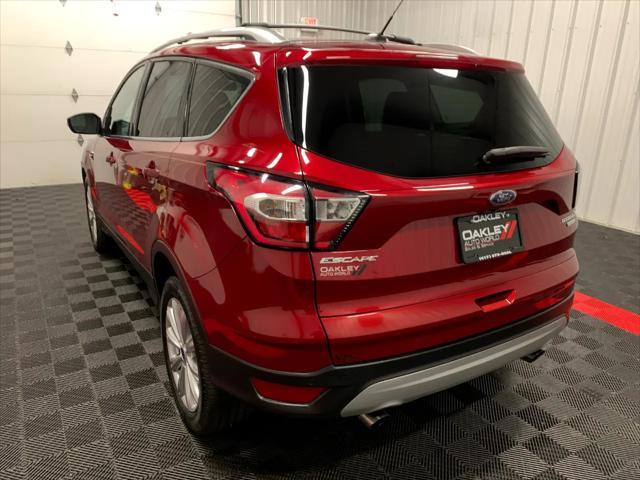 Photo of 2017 Red Ford Escape