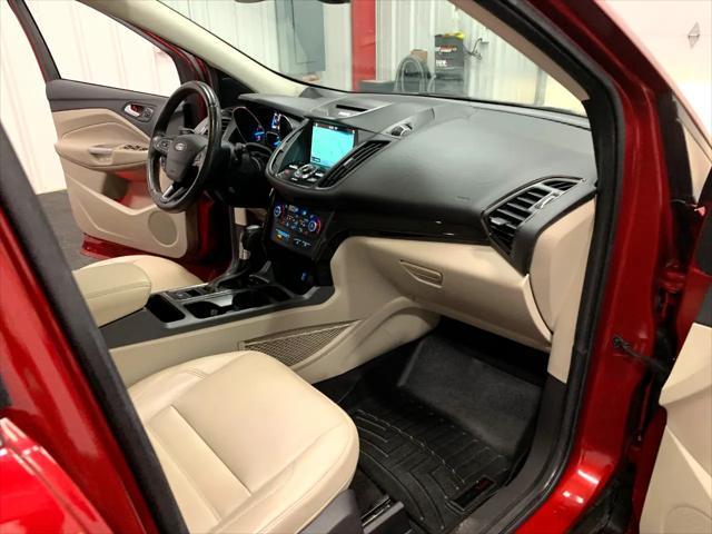 Photo of 2017 Red Ford Escape