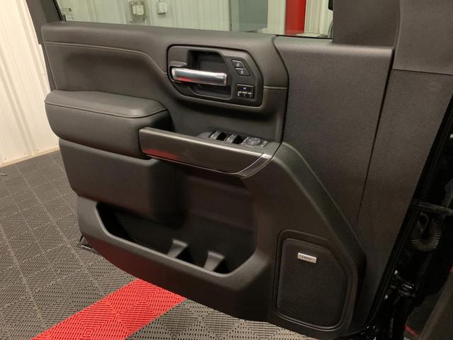 Photo of 2022 Black GMC Sierra 2500