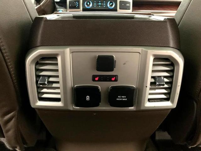 Photo of 2019 White Ford F-150