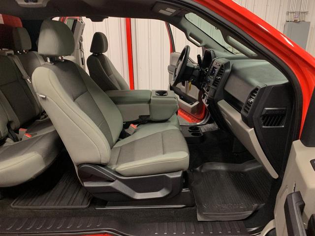 Photo of 2019 Orange Ford F-150