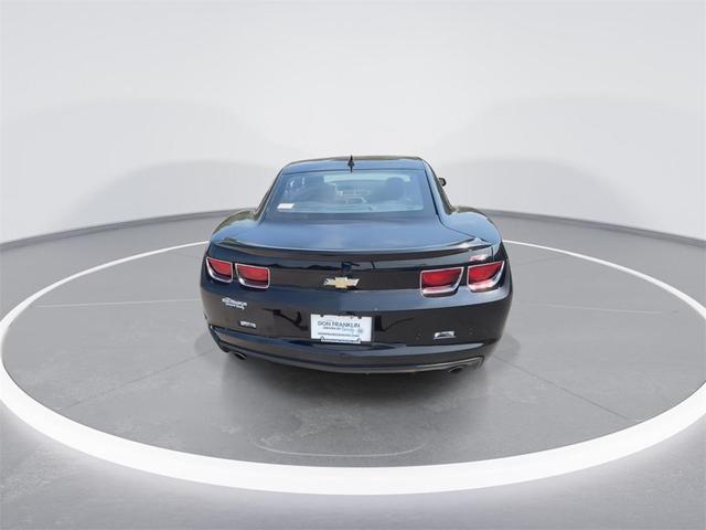Photo of 2013 Black Chevrolet Camaro