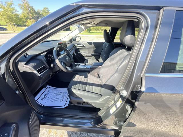 Photo of 2025 Graphite Gray Mitsubishi Outlander
