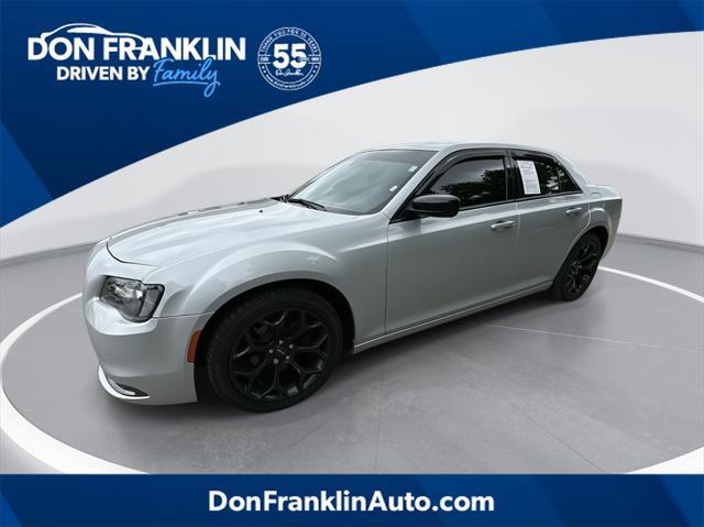 2019 Chrysler 300