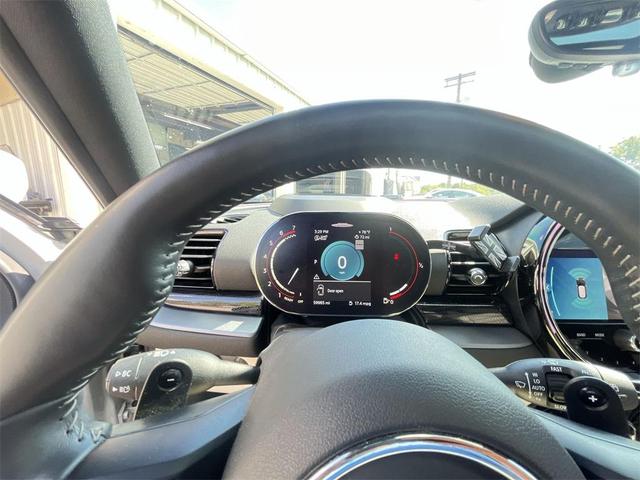 Photo of 2022 White Silver Metallic MINI Clubman