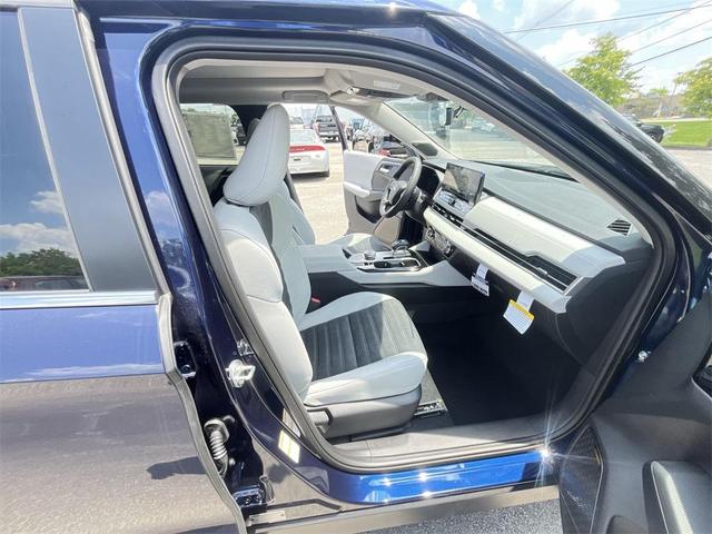 Photo of 2025 Cosmic Blue Metallic Mitsubishi Outlander
