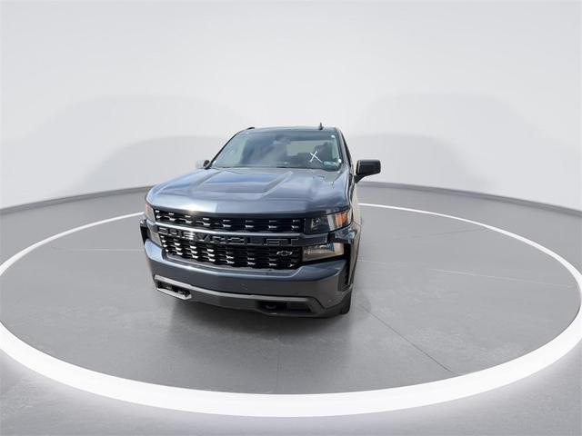 Photo of 2022 Shadow Gray Metallic Chevrolet Silverado 1500