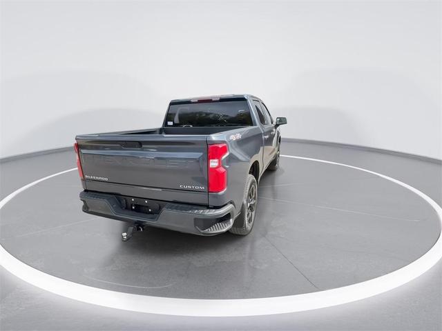 Photo of 2022 Shadow Gray Metallic Chevrolet Silverado 1500