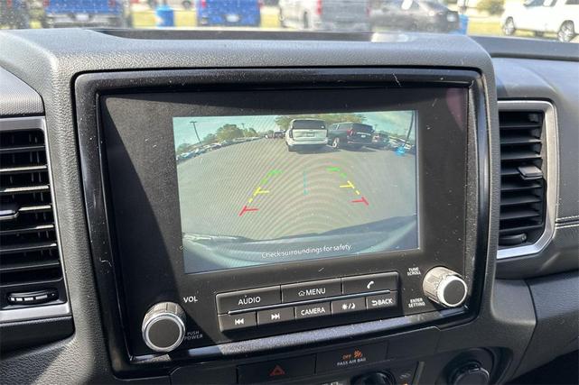 Photo of 2022 Glacier White Nissan Frontier