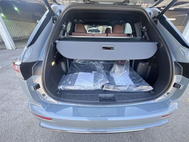 Photo of 2025 Moonstone Gray Metallic W/ Black Roof Mitsubishi Outlander