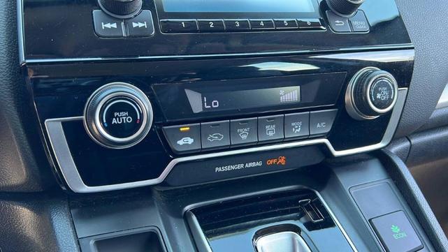 Photo of 2017 Black Honda CR-V