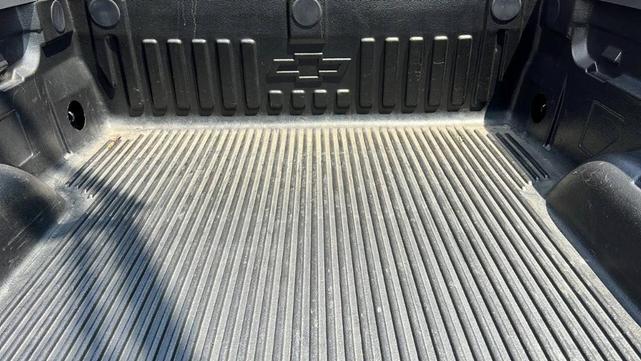 Photo of 2016 Black Chevrolet Silverado 1500