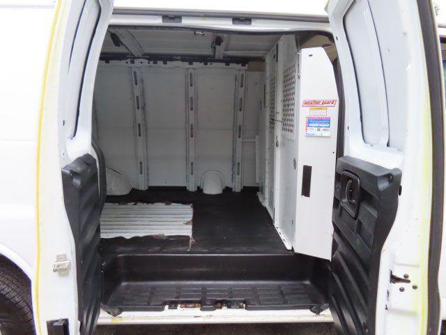 Photo of 2017 Summit White Chevrolet Express 2500