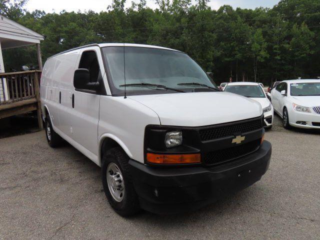Photo of 2017 Summit White Chevrolet Express 2500