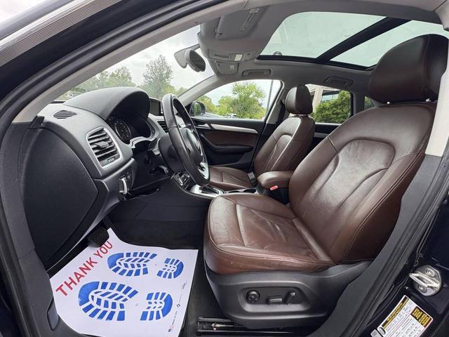 Photo of 2015 Cobalt Blue Metallic Audi Q3
