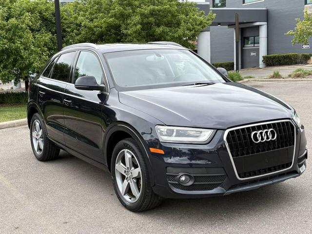 Photo of 2015 Cobalt Blue Metallic Audi Q3