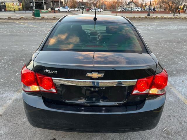 Photo of 2014 Black Granite Metallic Chevrolet Cruze