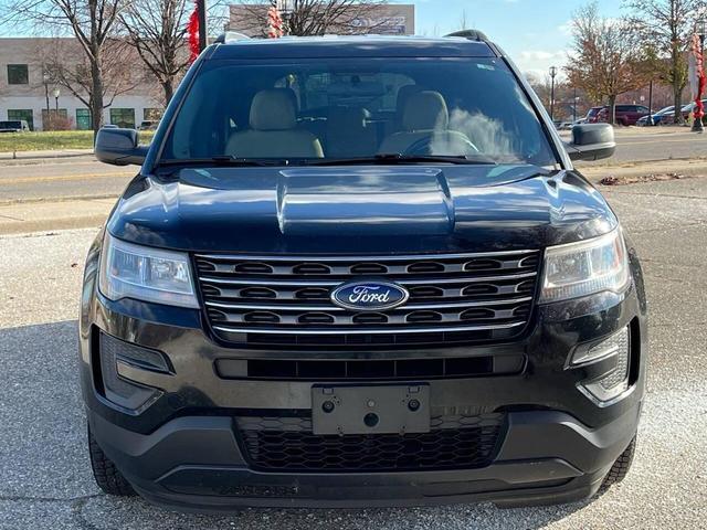 Photo of 2017 Shadow Black Ford Explorer