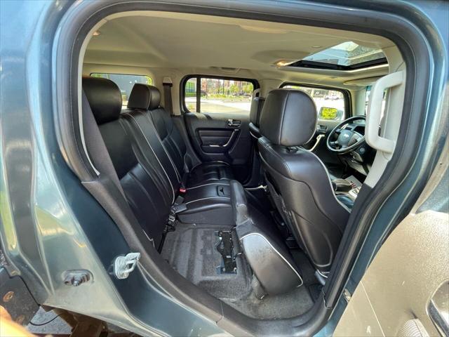Photo of 2006 Slate Blue Metallic Hummer H3