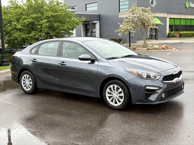 Photo of 2020 Gravity Grey Kia Forte